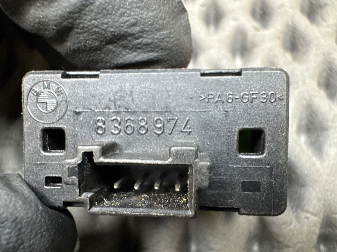 Кнопка стеклоподъемника, 210 рублей, Красноярск