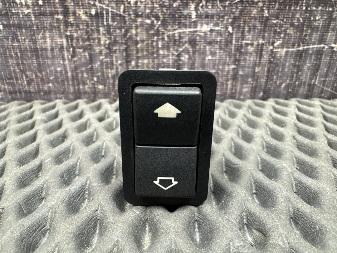 Кнопка стеклоподъемника, 210 рублей, Красноярск