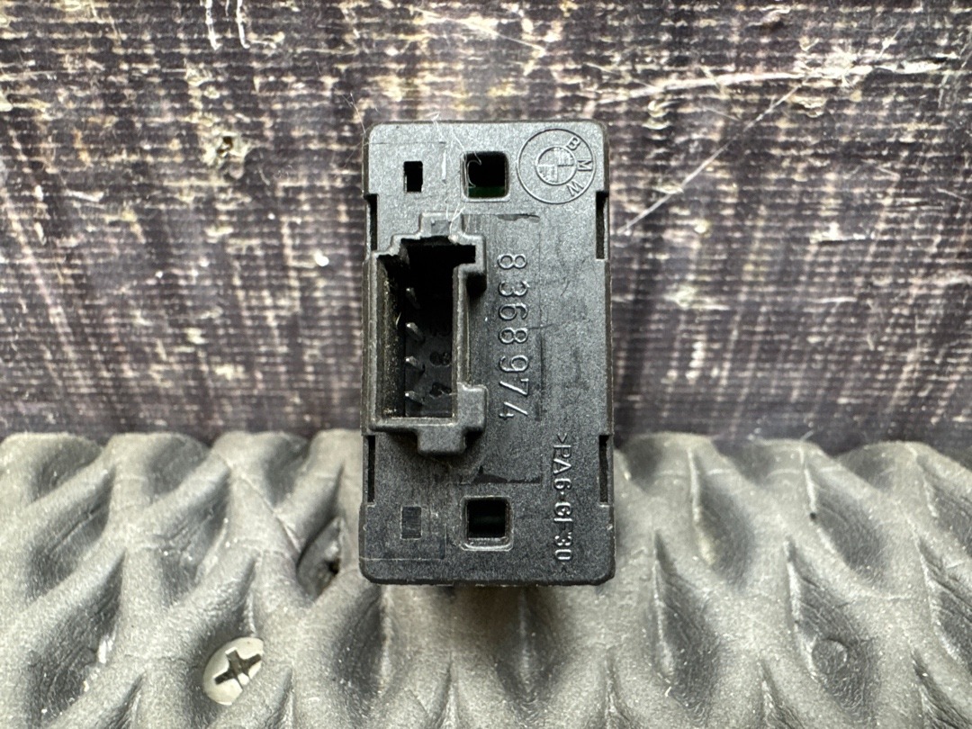 Кнопка стеклоподъемника, 210 рублей, Красноярск