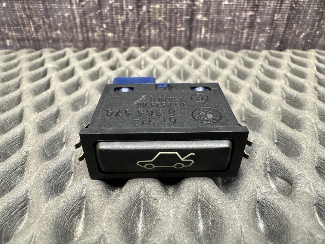 Кнопка открывания багажника, 280 рублей, Красноярск