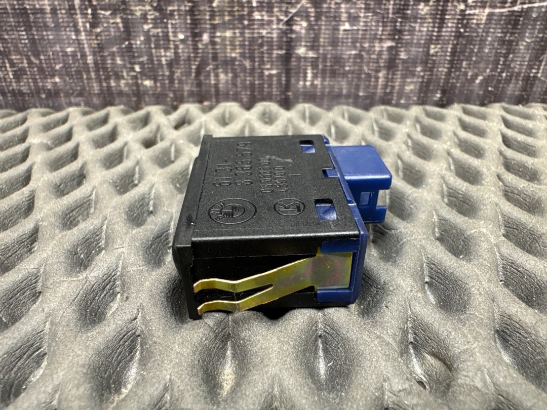 Кнопка открывания багажника, 280 рублей, Красноярск