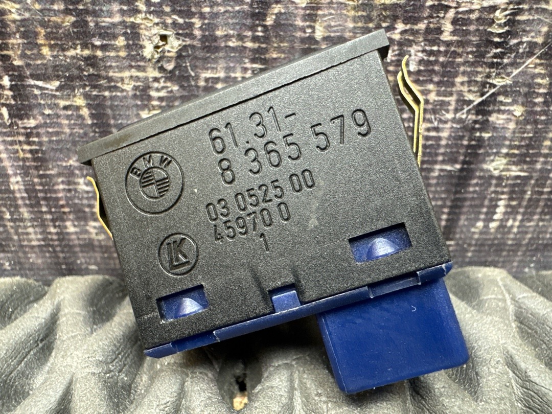 Кнопка открывания багажника, 280 рублей, Красноярск