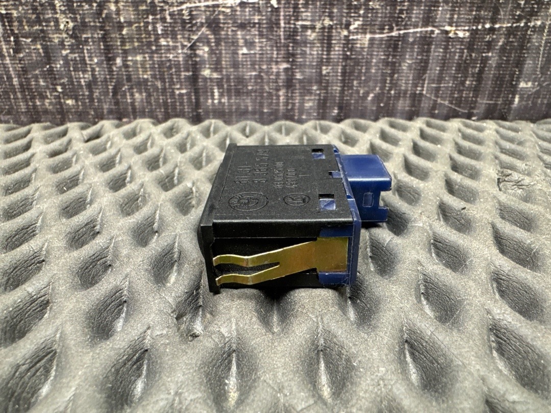 Кнопка открывания багажника, 280 рублей, Красноярск