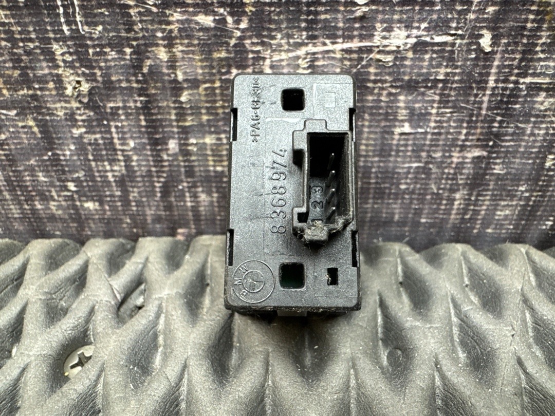 Кнопка стеклоподъемника, 210 рублей, Красноярск