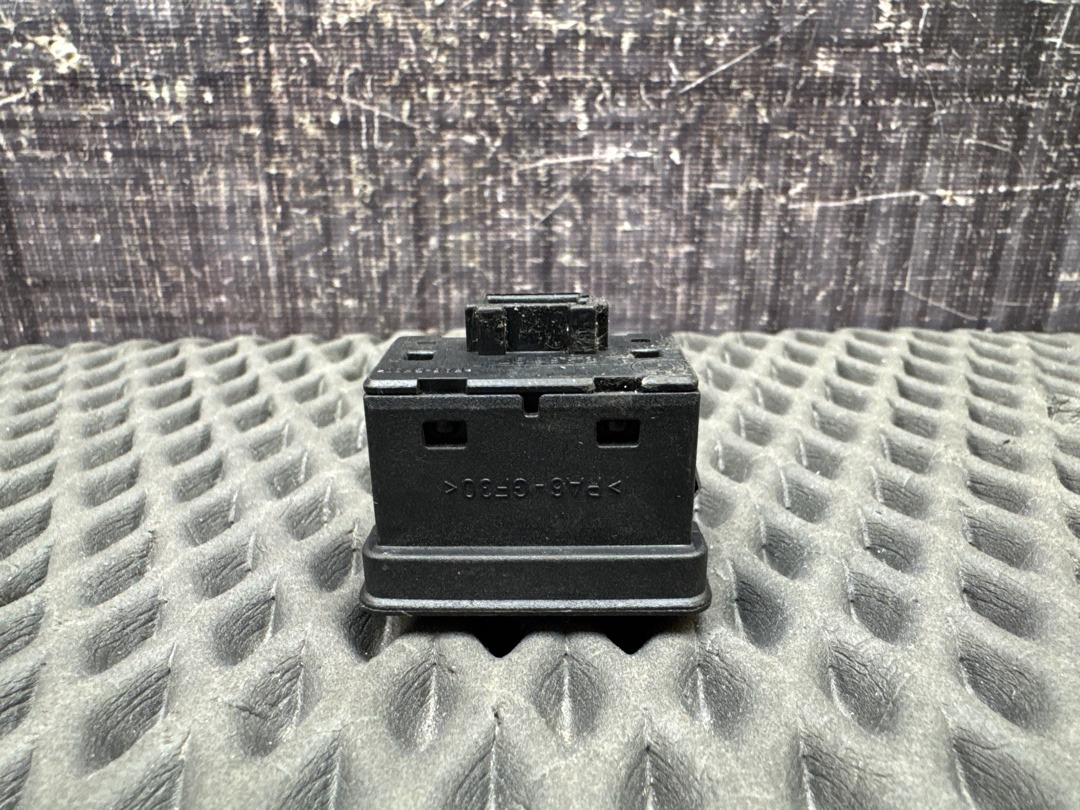 Кнопка стеклоподъемника, 210 рублей, Красноярск