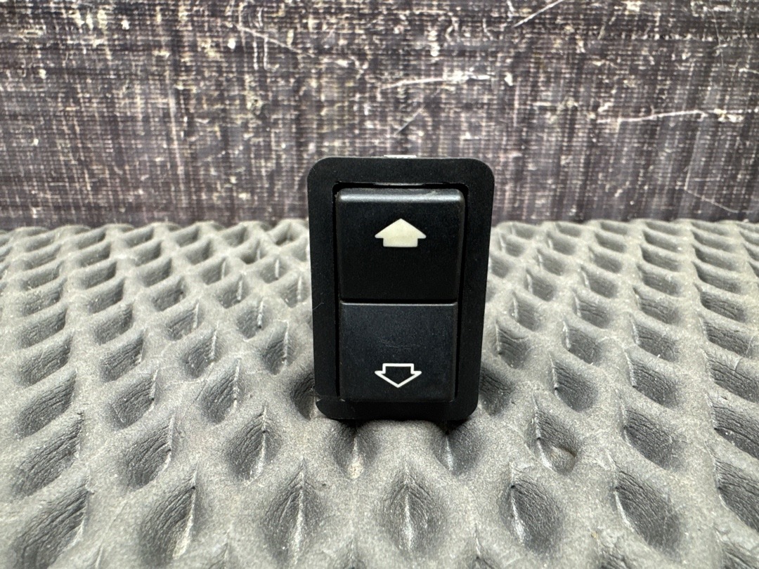 Кнопка стеклоподъемника, 210 рублей, Красноярск