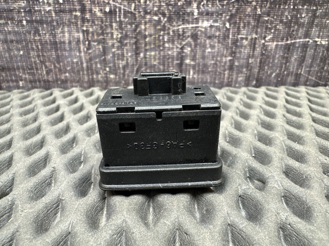 Кнопка стеклоподъемника, 210 рублей, Красноярск