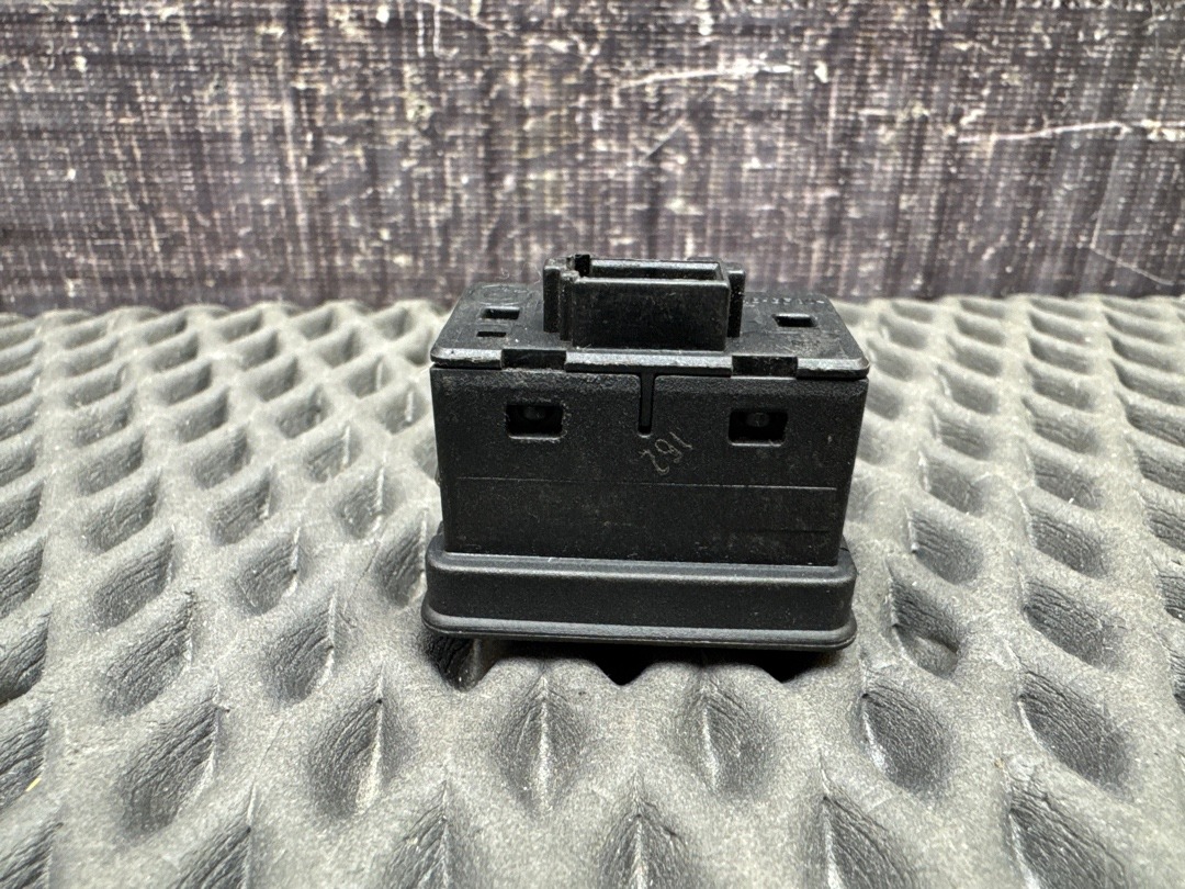 Кнопка стеклоподъемника, 210 рублей, Красноярск