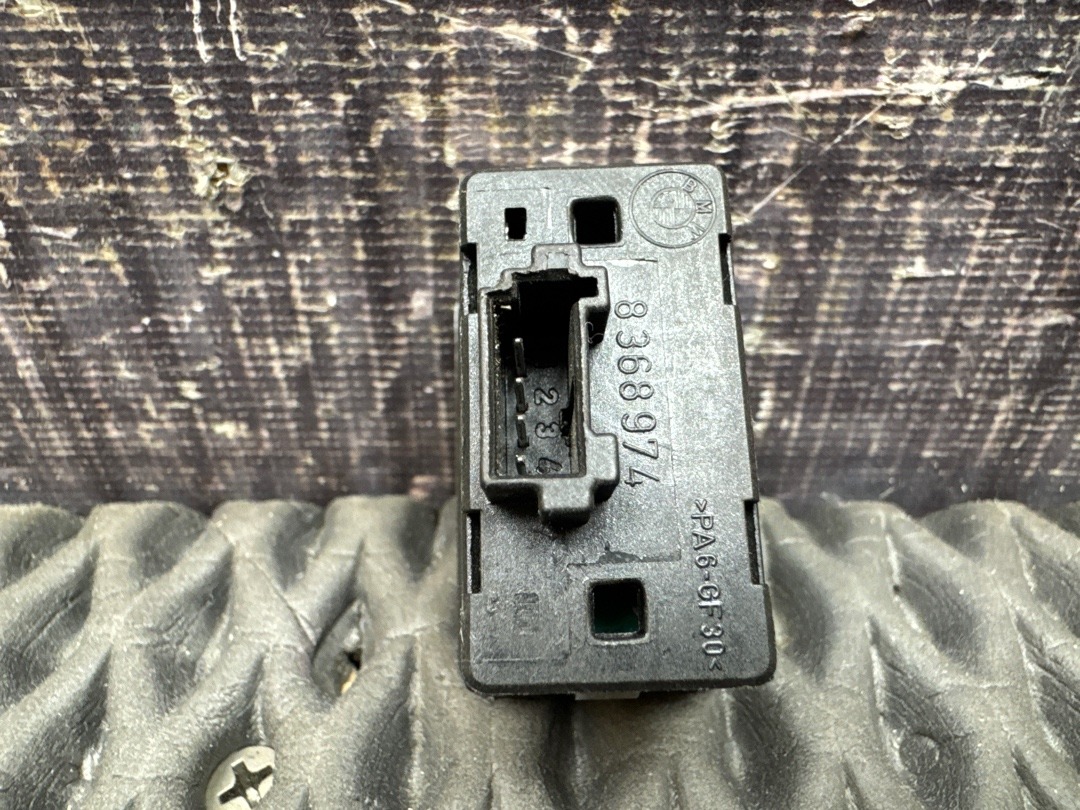 Кнопка стеклоподъемника, 210 рублей, Красноярск