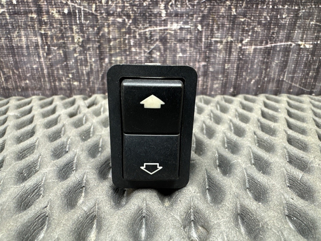 Кнопка стеклоподъемника, 210 рублей, Красноярск