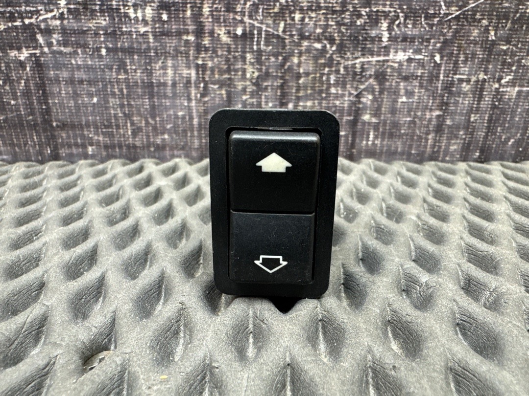 Кнопка стеклоподъемника, 210 рублей, Красноярск