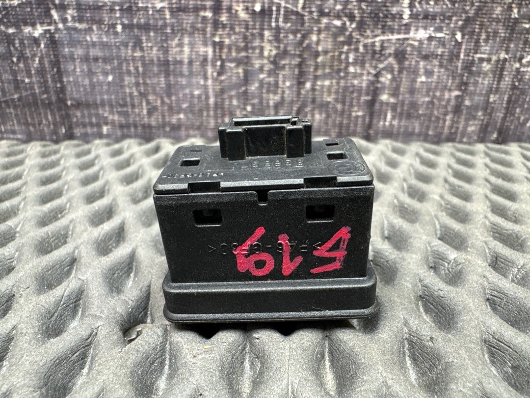 Кнопка стеклоподъемника, 210 рублей, Красноярск