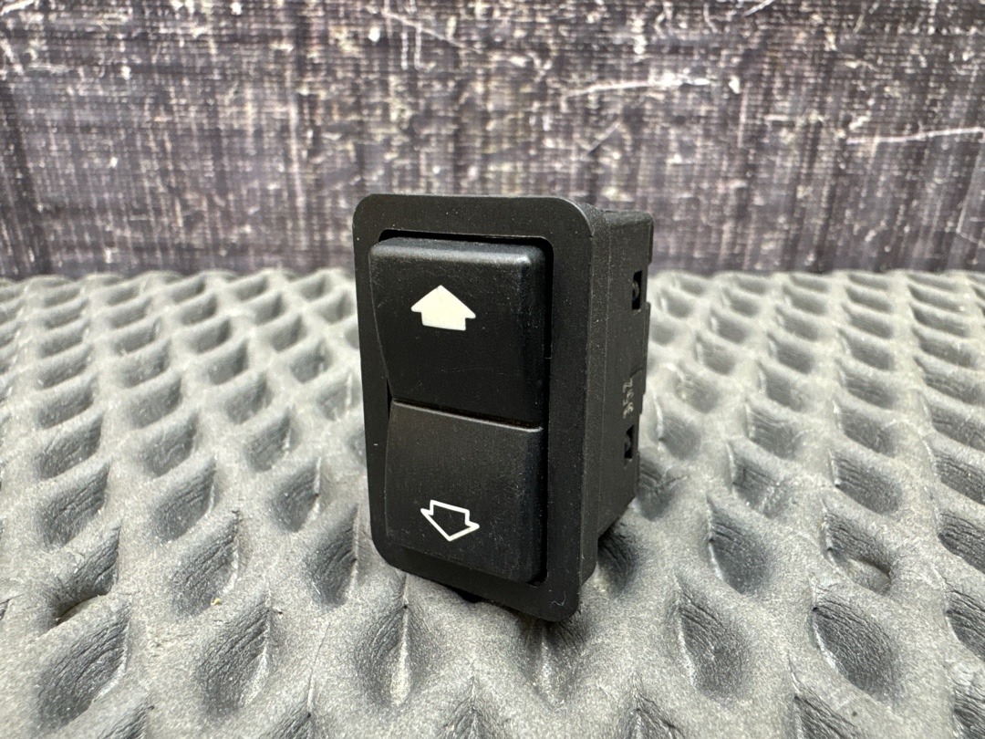 Кнопка стеклоподъемника, 210 рублей, Красноярск