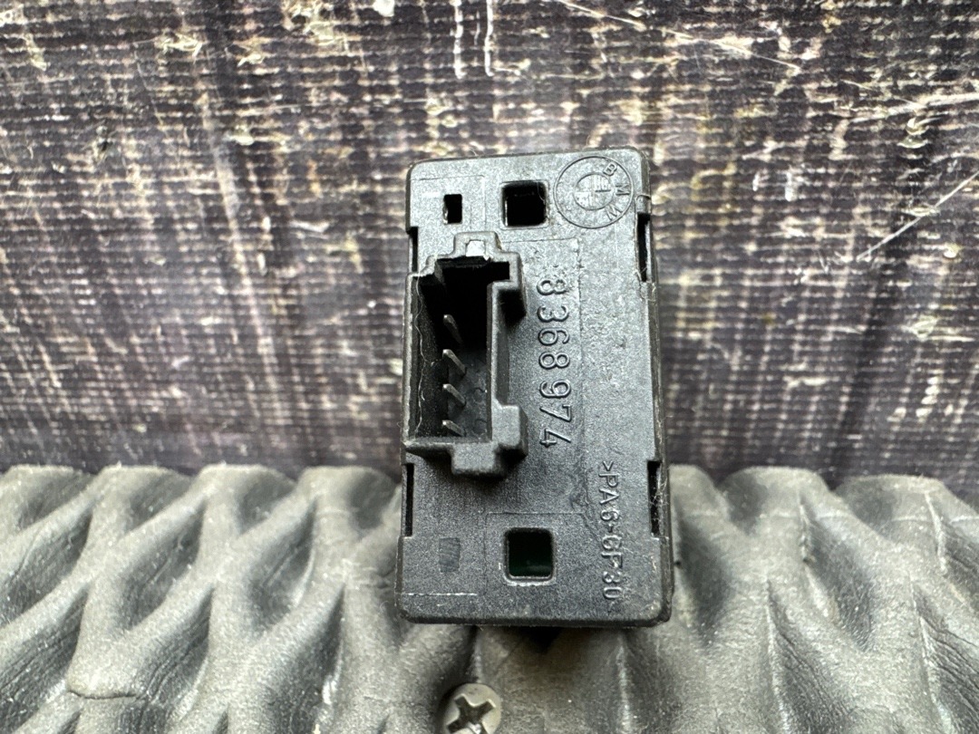 Кнопка стеклоподъемника, 210 рублей, Красноярск