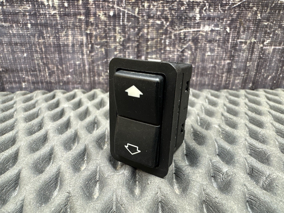 Кнопка стеклоподъемника, 210 рублей, Красноярск