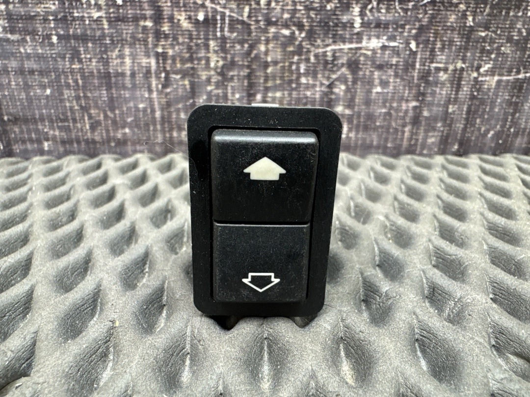 Кнопка стеклоподъемника, 210 рублей, Красноярск