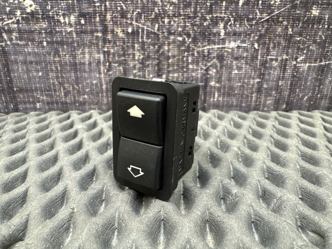 Кнопка стеклоподъемника, 210 рублей, Красноярск