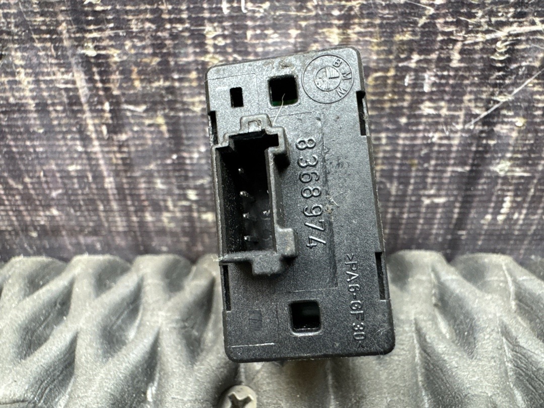 Кнопка стеклоподъемника, 210 рублей, Красноярск