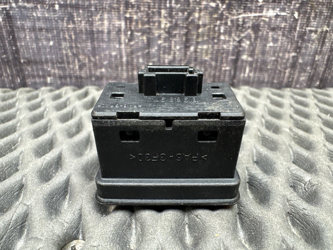 Кнопка стеклоподъемника, 210 рублей, Красноярск