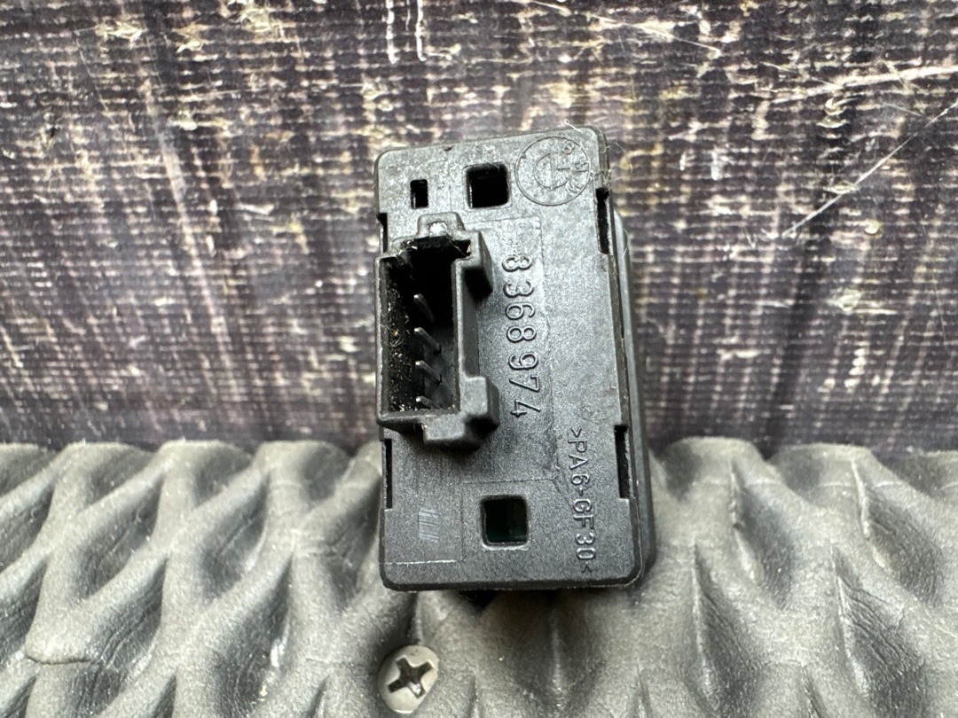 Кнопка стеклоподъемника, 210 рублей, Красноярск