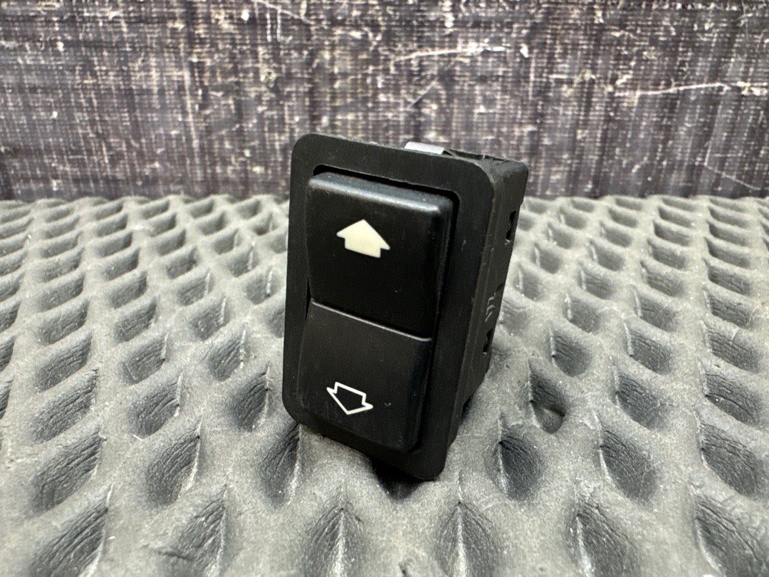 Кнопка стеклоподъемника, 210 рублей, Красноярск