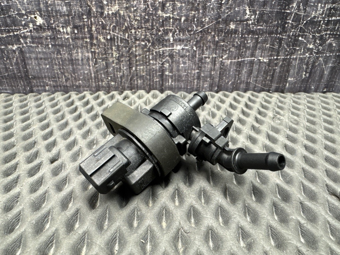 Клапан вентиляции топливного бака, 600 рублей, Красноярск