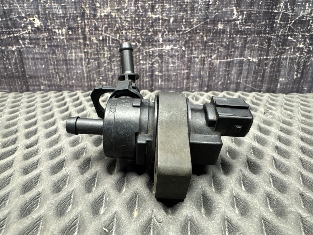 Клапан вентиляции топливного бака, 600 рублей, Красноярск