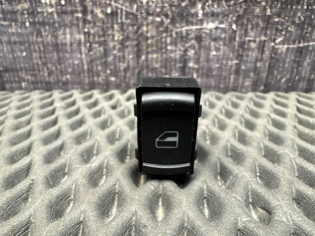 Кнопка стеклоподъемника, 250 рублей, Красноярск