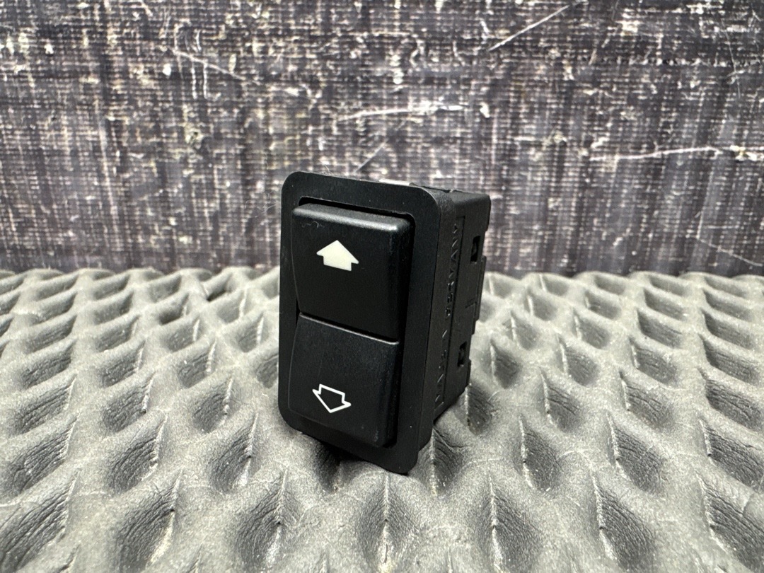 Кнопка стеклоподъемника, 210 рублей, Красноярск