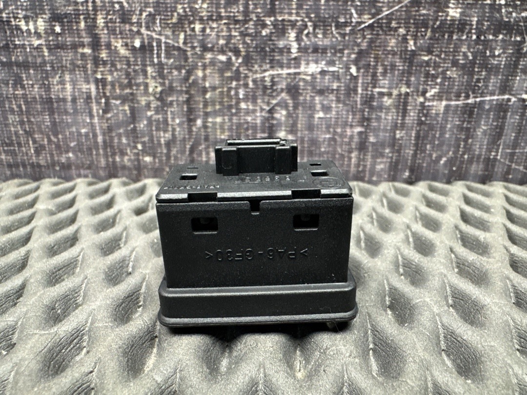 Кнопка стеклоподъемника, 210 рублей, Красноярск