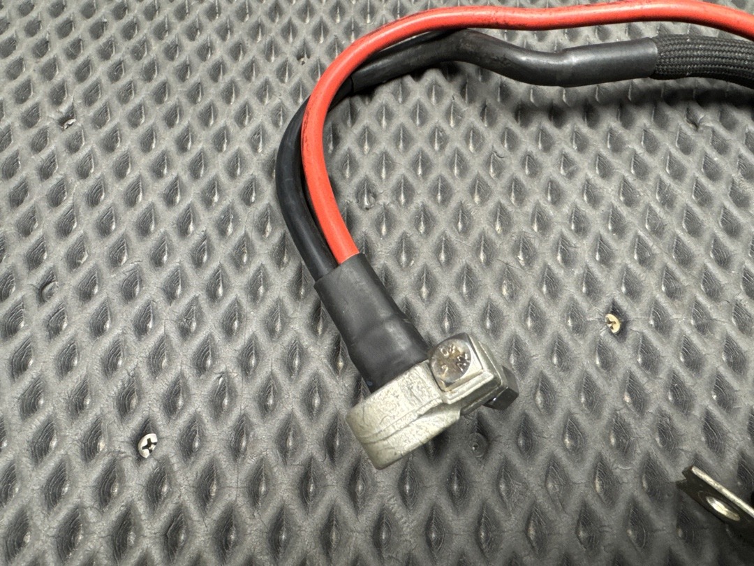 Клемма с проводом, 1000 рублей, Красноярск