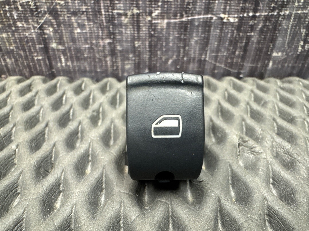 Кнопка стеклоподъемника, 250 рублей, Красноярск