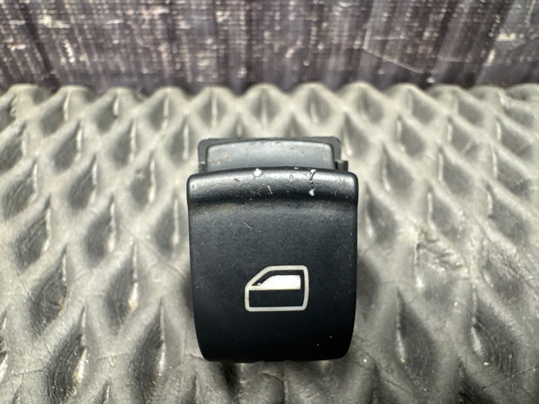 Кнопка стеклоподъемника, 250 рублей, Красноярск