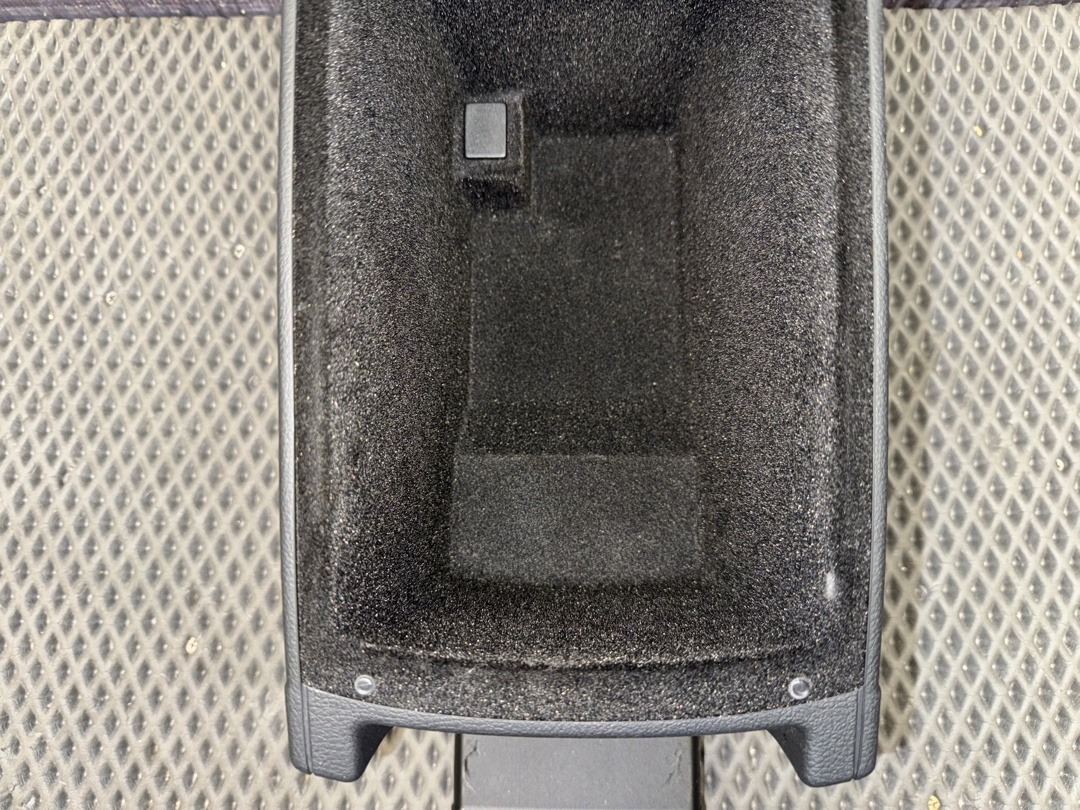 Подлокотник, 3213 рублей, Красноярск