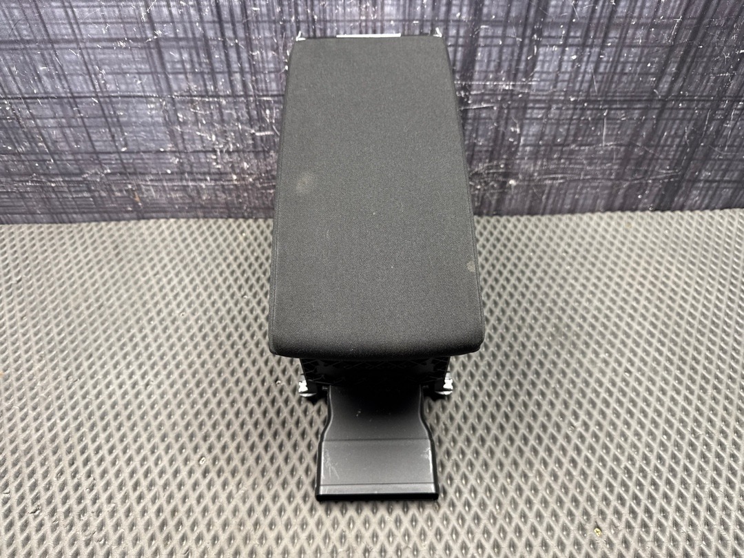 Подлокотник, 3780 рублей, Красноярск