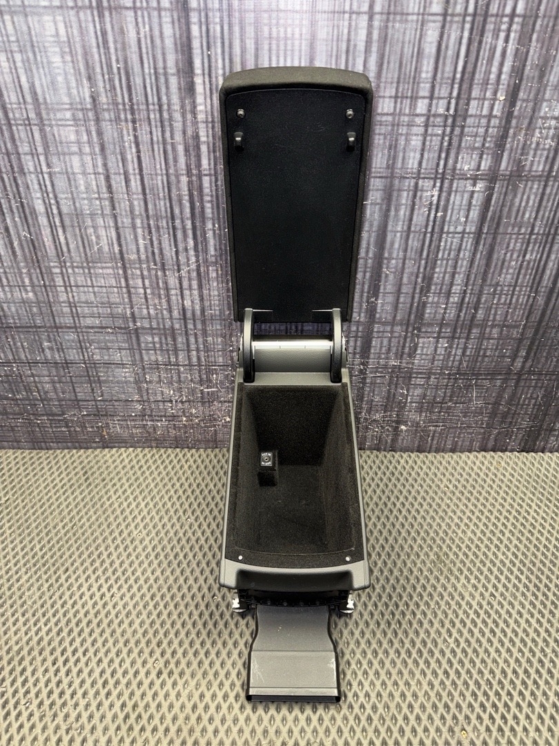 Подлокотник, 3780 рублей, Красноярск