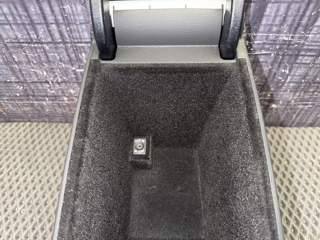 Подлокотник, 3780 рублей, Красноярск