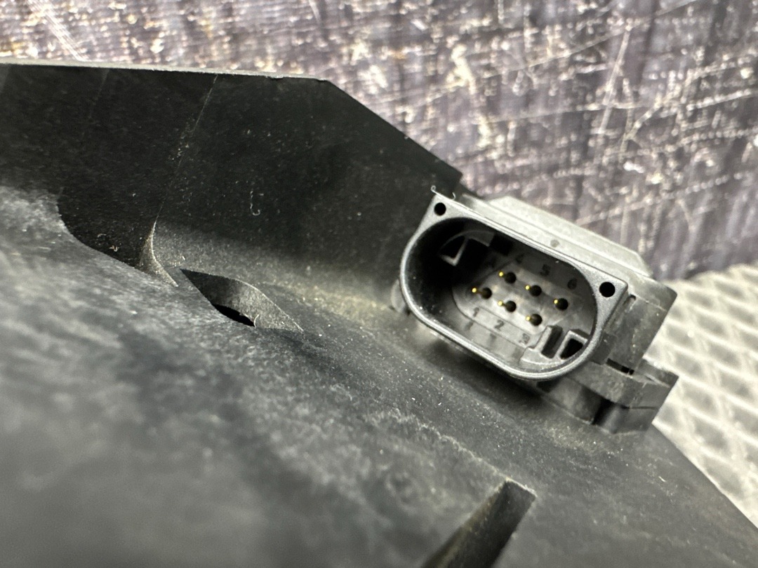 Педаль газа, 600 рублей, Красноярск