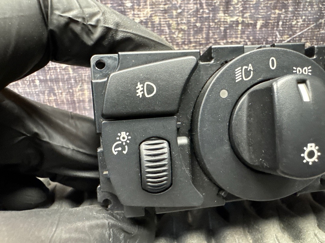 Переключатель света, 600 рублей, Красноярск