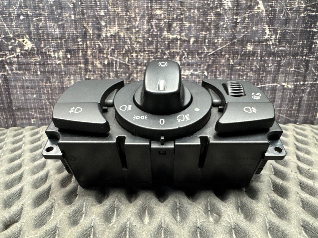 Переключатель света, 600 рублей, Красноярск