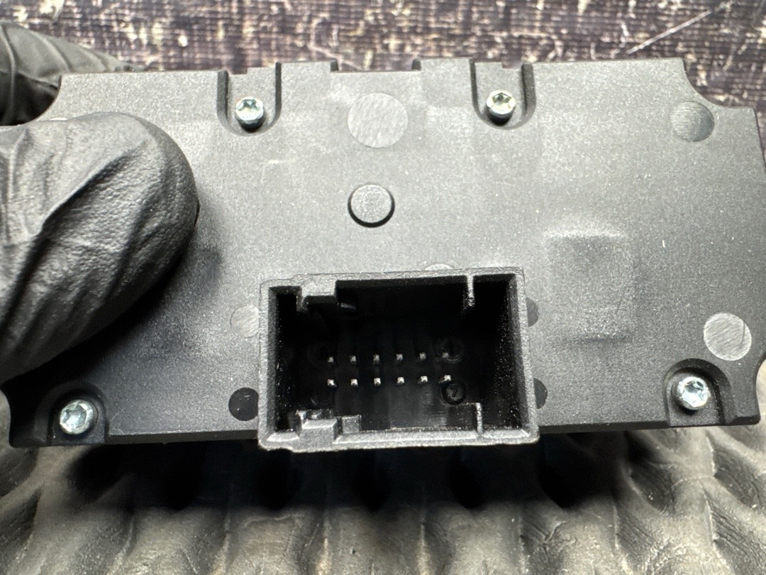 Переключатель света, 600 рублей, Красноярск