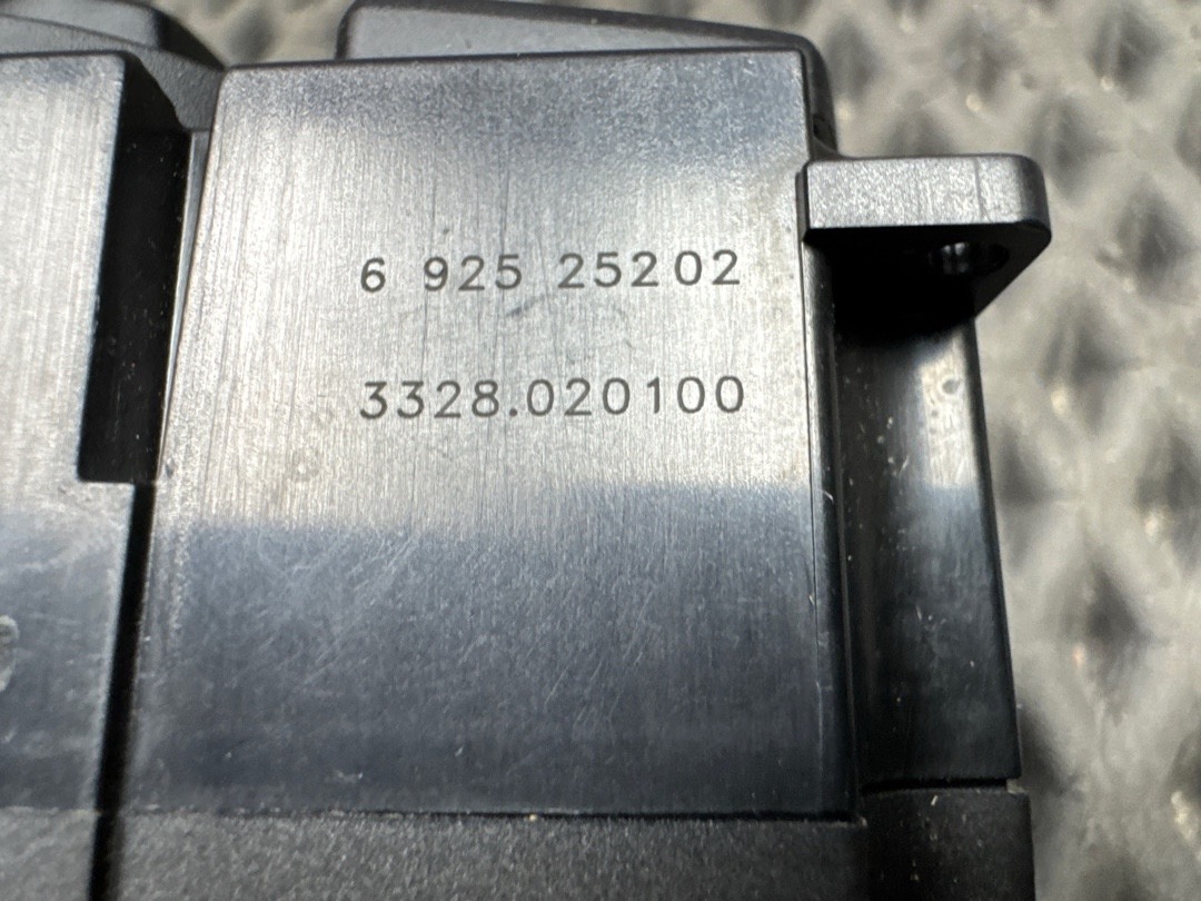 Переключатель света, 600 рублей, Красноярск