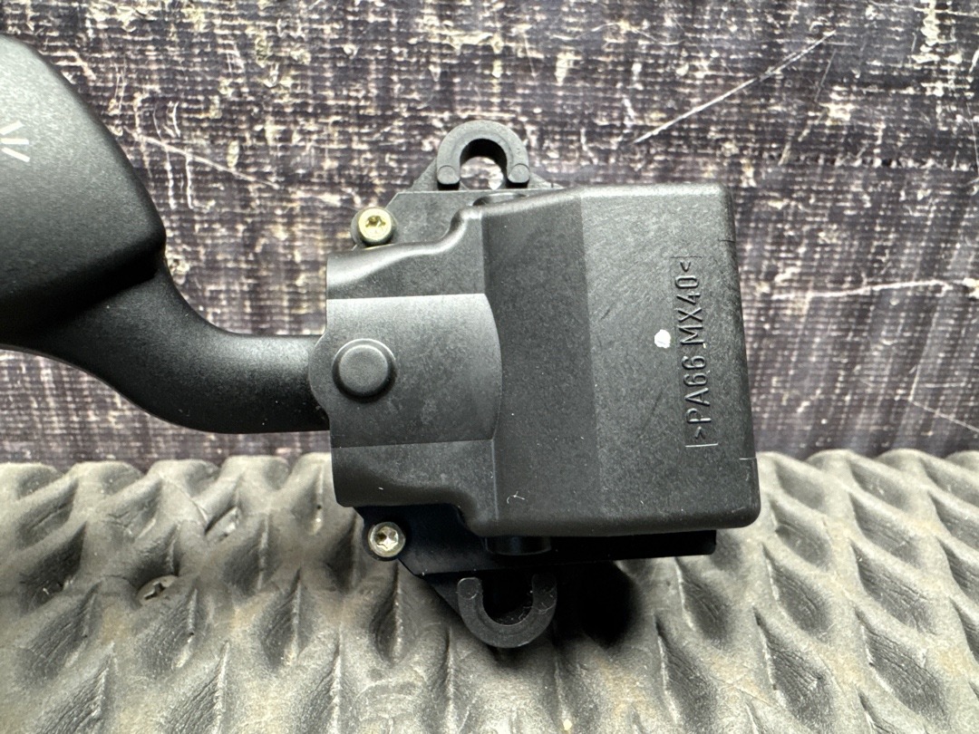 Подрулевой переключатель, 300 рублей, Красноярск