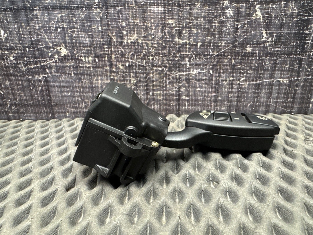 Подрулевой переключатель, 300 рублей, Красноярск