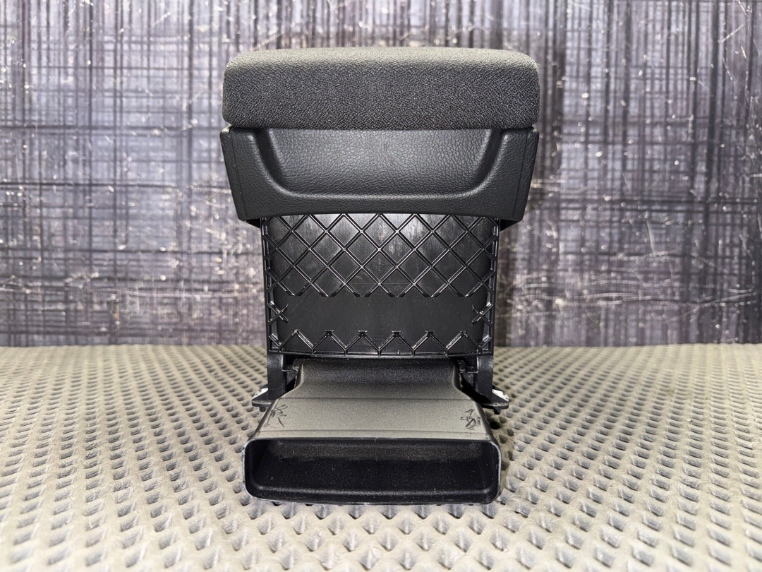 Подлокотник, 3220 рублей, Красноярск