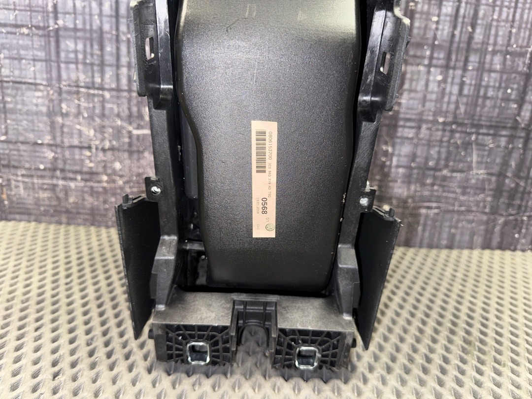 Подлокотник, 3220 рублей, Красноярск