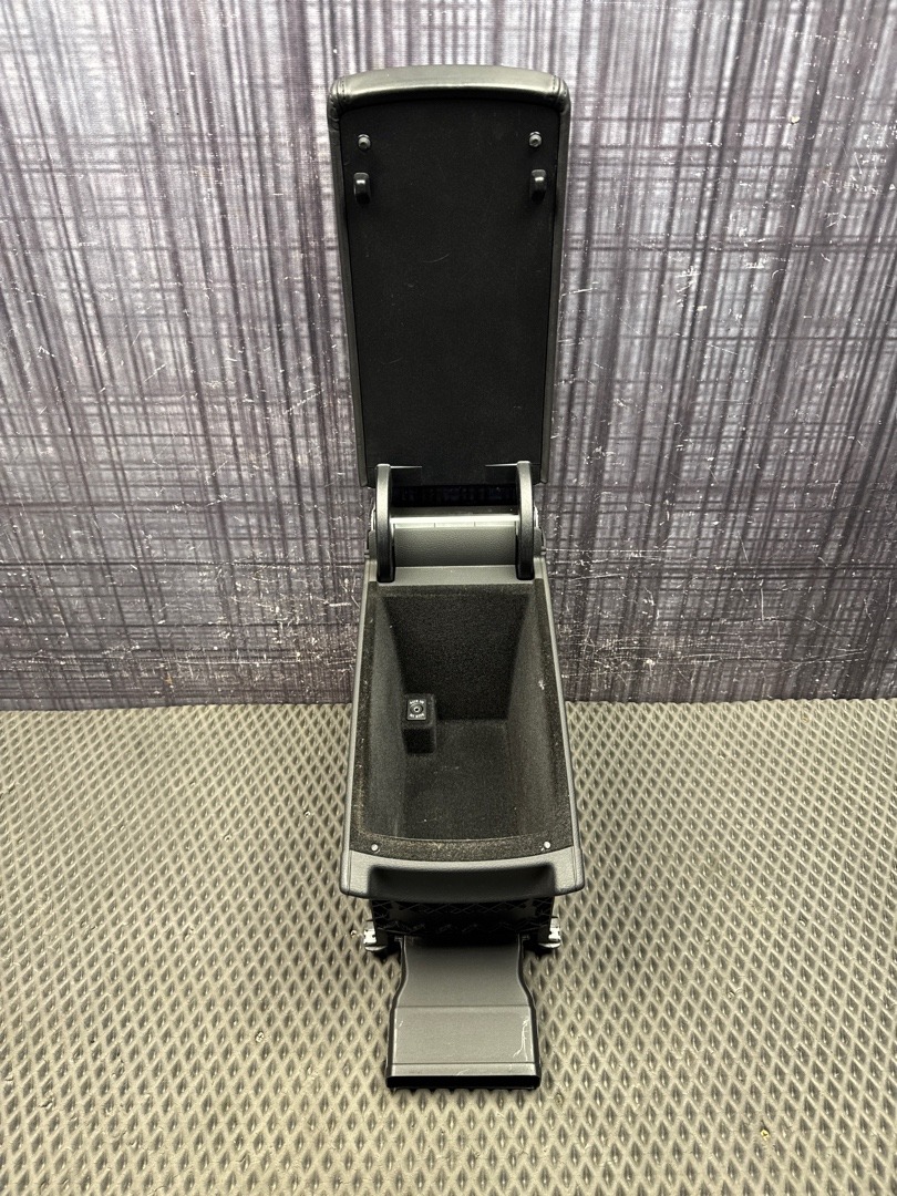 Подлокотник, 5960 рублей, Красноярск