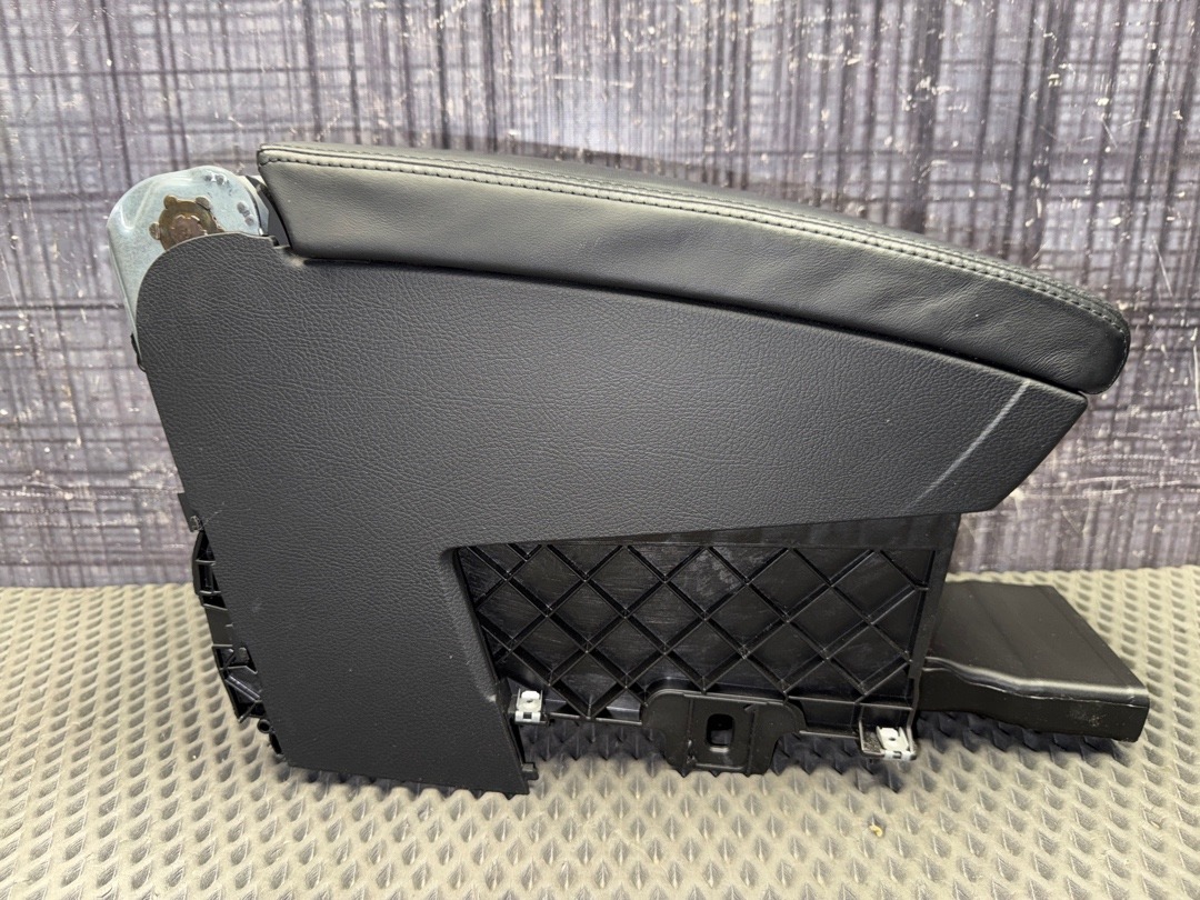 Подлокотник, 5960 рублей, Красноярск