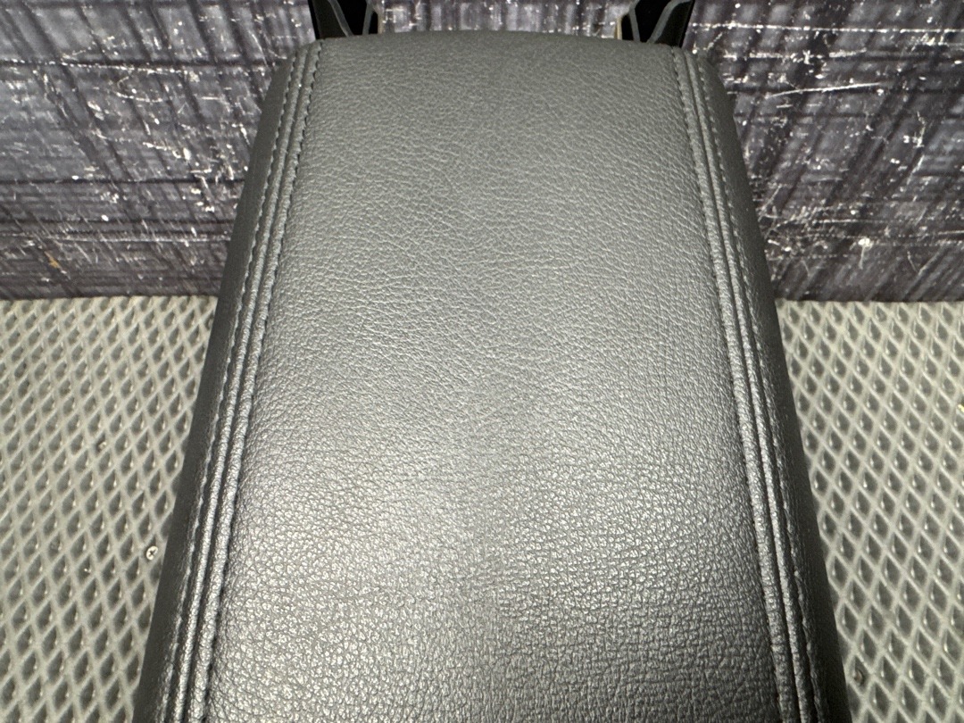 Подлокотник, 4140 рублей, Красноярск