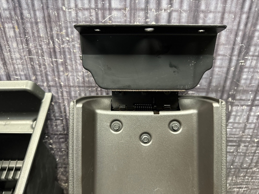 Подлокотник, 4140 рублей, Красноярск